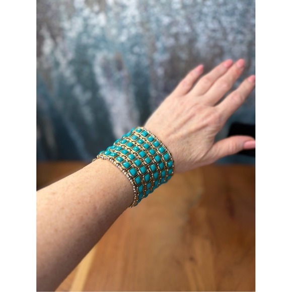 None Jewelry - Western Boho Faux Turquoise Gold-Tone Stretch Cuff Bracelet VGUC